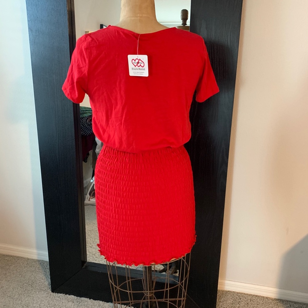Dress - Picture 3 of 4